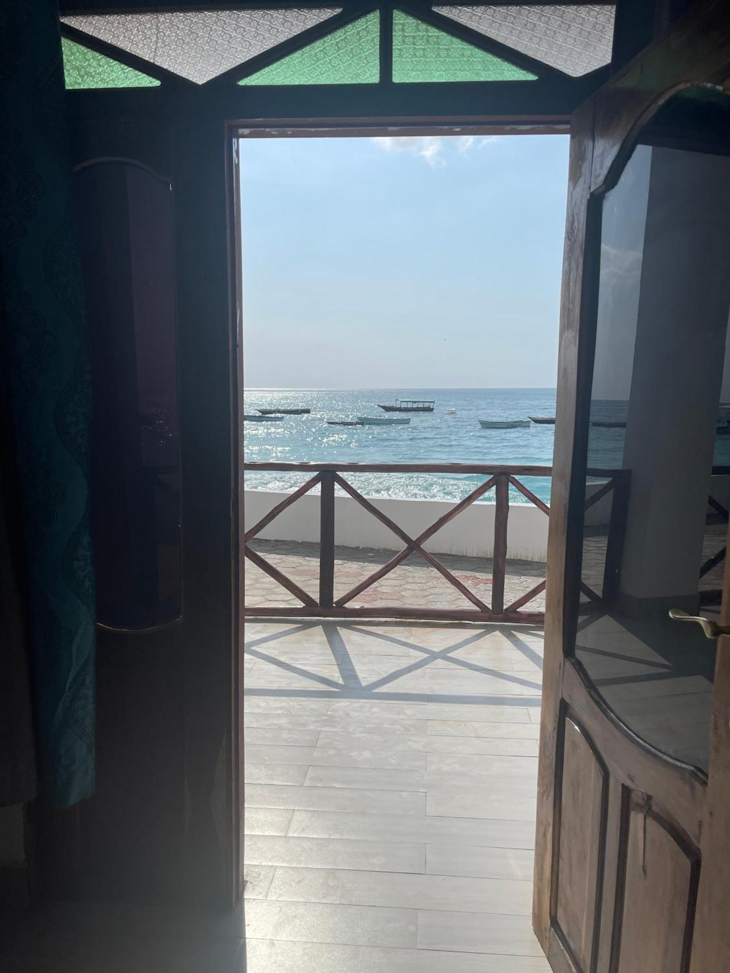 Amazing Zanzibar Beach Hotel Nungwi Exterior foto